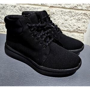 CLOUDSTEPPERS by Clarks Boots, Washable Knit Boots Ezera, Lace up, Womens Sz 9